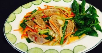 Cách làm gỏi vịt ngon đơn giản tại nhà cho bữa tiệc thêm đặc sắc Cách làm gỏi vịt ngon đơn giản tại nhà cho bữa tiệc thêm đặc sắc 9