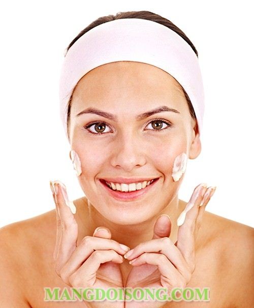 BÍ QUYẾT GIÚP BẠN TRỞ NÊN ĐẸP TỰ NHIÊN MÀ KHÔNG CẦN TRANG ĐIỂM 2