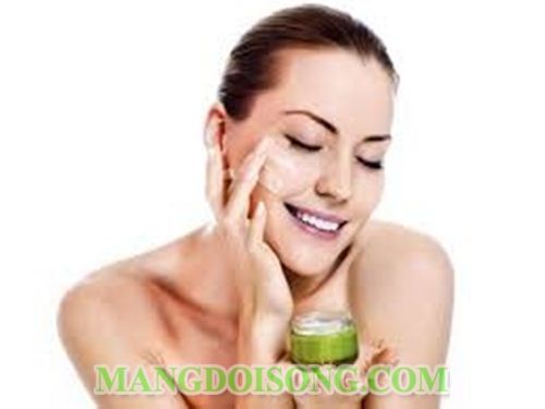 BÍ QUYẾT GIÚP BẠN TRỞ NÊN ĐẸP TỰ NHIÊN MÀ KHÔNG CẦN TRANG ĐIỂM 3