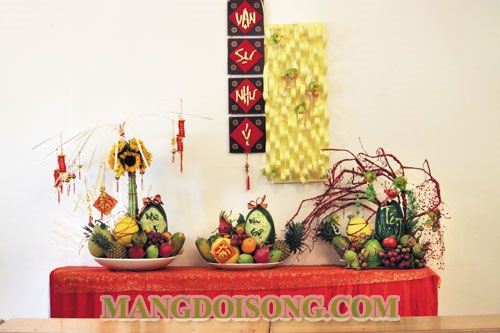 CÁCH BÀY BIỆN BÀN THỜ MÂM NGŨ QUẢ ĐỂ THẮP HƯƠNG VÀO NGÀY TẾT 2
