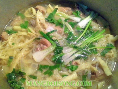 CÁCH CHẾ BIẾN MÓN VỊT NẤU MĂNG NGON CHO NGÀY NGHỈ CUỐI TUẦN 4
