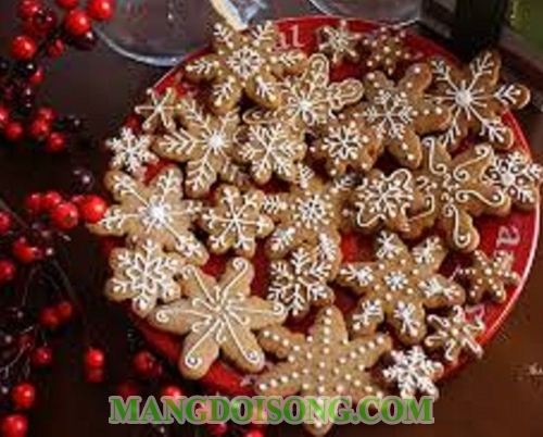 CÁCH LÀM BÁNH QUY GỪNG ĐẸP TẶNG CHO NGƯỜI YÊU MỪNG NGÀY LỄ NOEL 5
