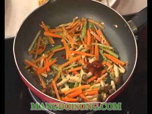 Cách làm bún xào chay thơm ngon cho ngày rằm 3