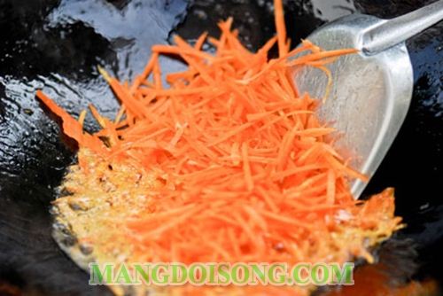 CÁCH LÀM CƠM CHAY TRỘN NGON THEO KIỂU HÀN QUỐC 3