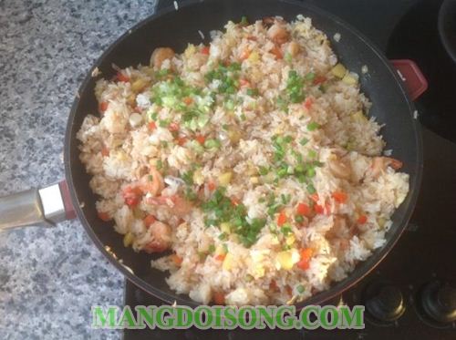 CÁCH LÀM CƠM CHIÊN HAWAII TẠI NHÀ NGON VÀ BẮT MẮT NHƯ NHÀ HÀNG 3