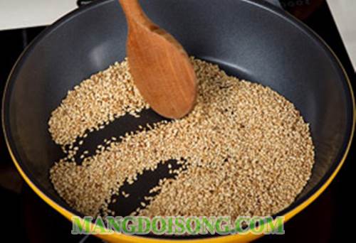 CÁCH LÀM KẸO LẠC GIÒN TAN MỌI NGƯỜI ĐỀU THÍCH 3