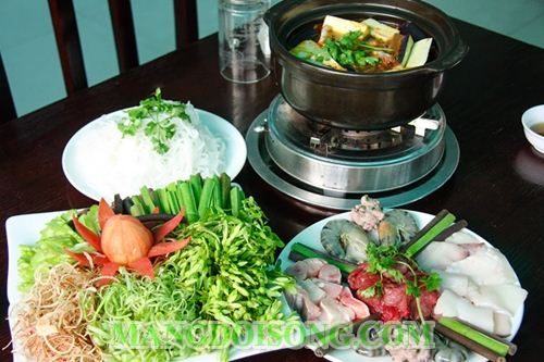 CÁCH LÀM LẨU MẮM THƠM NGON ĐẬM ĐÀ MANG ĐẬM PHONG CÁCH SÔNG NƯỚC 4