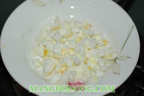 CÁCH LÀM MÓN SALAD NGA TRUYỀN THỐNG ĐƠN GIẢN CỰC NGON 4