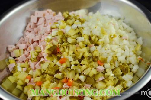 CÁCH LÀM MÓN SALAD NGA TRUYỀN THỐNG ĐƠN GIẢN CỰC NGON 5