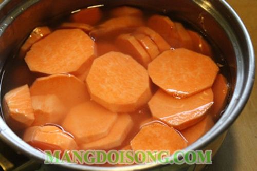 CÁCH LÀM MỨT KHOAI LANG NHANH NGON TỐT CHO SỨC KHỎE VÀO NGÀY TẾT 3