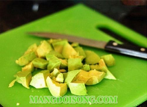 CÁCH LÀM SALAD BƠ BẮP NGỌT NGON CHO BỮA ĂN THÊM XANH 4