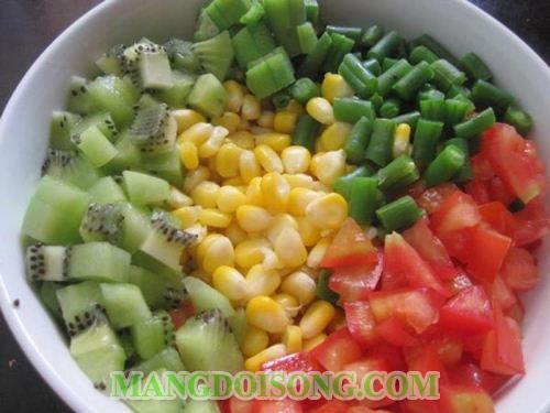 CÁCH LÀM SALADE TRÁI CÂY NGON NGỌT BỔ SUNG VITAMIN CHO CƠ THỂ 2