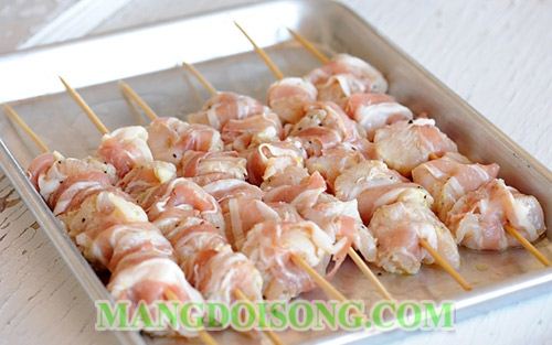 CÁCH LÀM THỊT THĂN HEO NƯỚNG XA TẾ NGON THƠM HẤP DẪN 3
