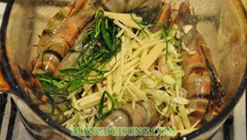 CÁCH LÀM TÔM CÀNG HẤP BIA THƠM NGON KHI NHÀ CÓ KHÁCH 3