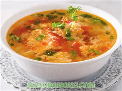 CÁCH NẤU CANH CÀ CHUA TRỨNG NGON BỔ DƯỠNG CHO NÃO 4