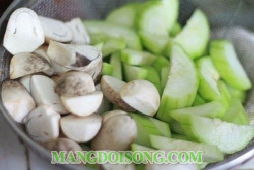 CÁCH NẤU CANH MƯỚP NẤM NGON MÁT CHO BỮA CƠM ĐẦU XUÂN 2