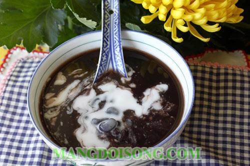 Cách nấu chè đậu đen nước dừa ngon mát cho ngày hè 4