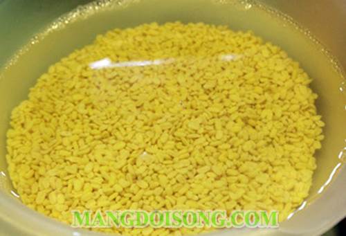 Cách nấu xôi đậu xanh thơm mền dẻo ngọt cực hấp dẫn 1