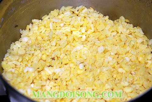 Cách nấu xôi đậu xanh thơm mền dẻo ngọt cực hấp dẫn 3