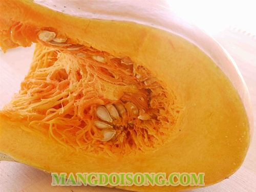 CÁCH RANG HẠT BÍ THƠM NGON CHO NGÀY TẾT NGUYÊN ĐÁN 1
