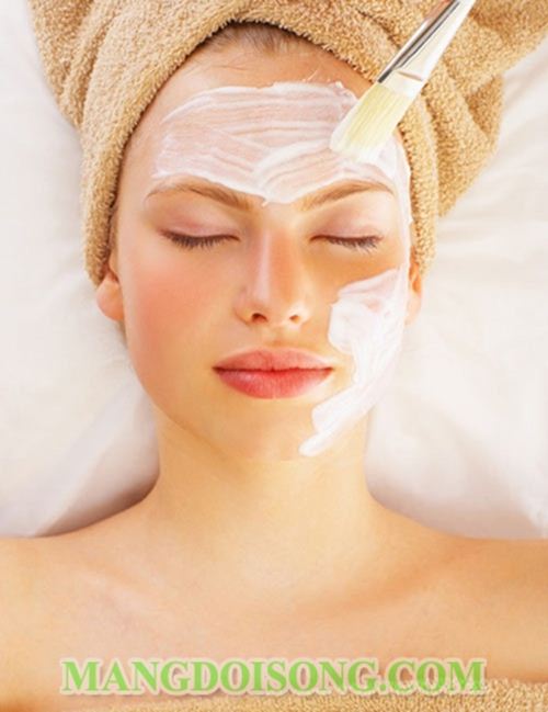 Cách trị tàn nhang nám da bằng sữa chua và mật ong 3