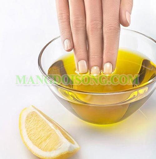 CHĂM SÓC MÓNG BẰNG CÁC DƯỠNG CHẤT 2