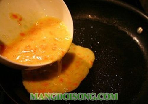 HƯỚNG DẪN CÁCH LÀM TRỨNG CHIÊN RONG BIỂN HÀN QUỐC LẠ MÀ NGON 3