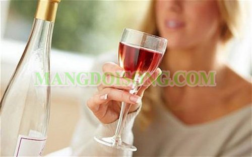 THÓI QUEN XẤU GÂY HẠI CHO VÒNG MỘT