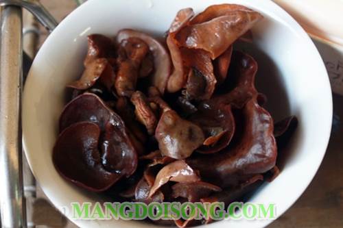 Cách làm bánh cuốn nhân nấm thịt thơm ngon nhanh chóng đơn giản cho bữa sáng thêm thú vị 1