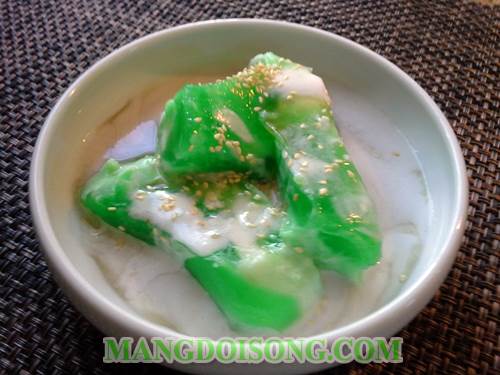 Cách làm bánh đúc lá dứa thơm ngon lạ miệng dễ làm 4