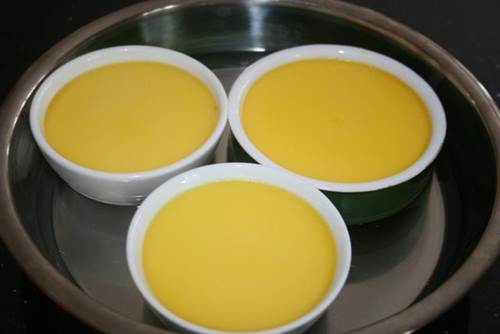 Cách làm bánh flan ngon dễ làm dùng để tráng tráng miệng cho bữa cơm thêm thú vị 5