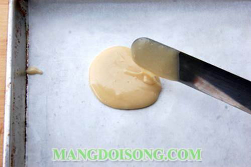 Cách làm bánh ốc quế đơn giản cho món kem thêm ngon 5