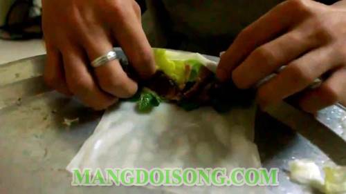 Cách làm bánh phở cuốn nhân thịt cho bữa sáng tràn đầy năng lượng 3