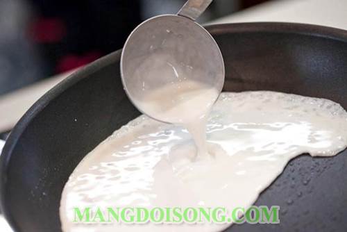 Cách làm bánh phở nóng ngon hấp dẫn tại nhà 3