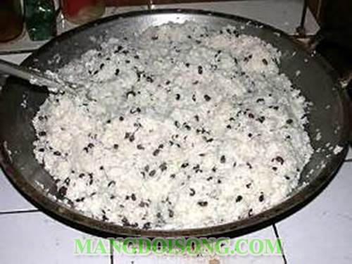 Cách làm bánh ú nhân thịt thơm ngon bảo quản được lâu 2