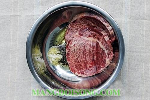 Cách làm bò bít tết beef steak ngon theo phương pháp truyền thống của người châu âu 2