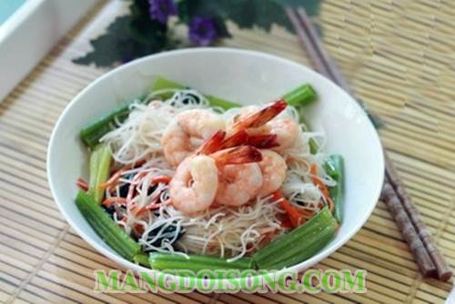 Cách làm bún gạo xào tôm thơm ngon nạp nhanh năng lượng cho bữa sáng gia đình thêm hưng phấn 9