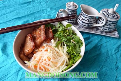 Cách làm bún thịt nướng thơm ngon hơn ngoài hàng quán thích hợp cho bữa điểm tâm sáng 4