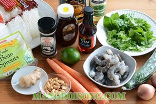 Cách làm bún trộn tôm rau củ ngon lành bắt mắt mà đơn giản cho bữa sáng nhiều dưỡng chất 1