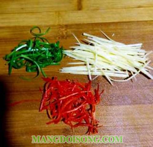 Cách làm cá vược hấp thịt xông khói thơm ngon đẹp mắt như trong nhà hàng năm sao ăn vào là mê ngay 5