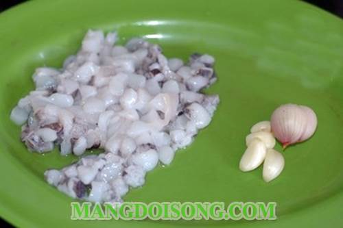 Cách làm chả mực chiên giòn thơm ngon bắt mắt cho ngày lễ ngày nghĩ vui vẻ rôm rã bên bạn bè 2