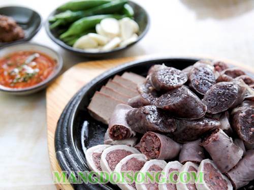 Cách làm dồi heo ngon đơn giản tại nhà cho ngày tiệc 5