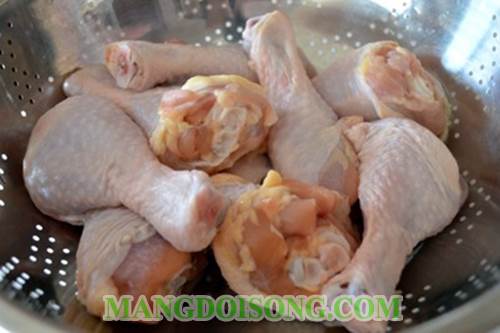 Cách làm đùi gà chiên ngũ vị thơm ngon giòn tan cho ngày tiệc thêm hấp dẫn 1