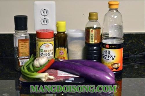 Cách làm gỏi bò cà tím ngon lạ miệng đổi gió cung cấp nhiều chất dinh dưỡng để sẵn sàng cho một tuần mới đầy hứng khởi 1