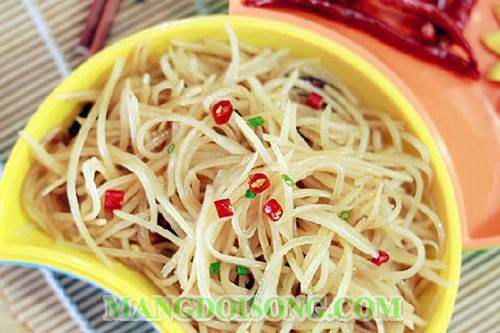 Cách làm gỏi khoai tây ngon chua ngọt làm món ngon dùng trong bữa cơm hàng ngày 2
