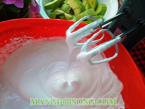 Cách làm kem bơ sáp ngon xanh mát lạnh trong ngày nghĩ 2