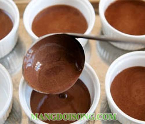 Cách làm kem brulee socola hương cà phê ngon ơi là ngon thêm phần phấn khởi trong công việc 6