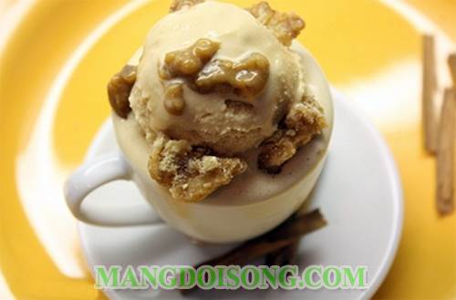 Cách làm kem caramel hạt óc chó thơm ngon bổ dưỡng cho bé yêu thông minh khỏe mạnh 6