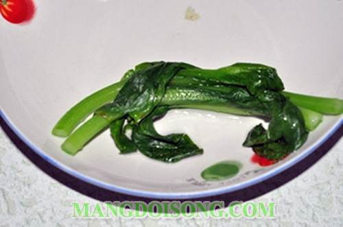 Cách làm mì nấu bắp bò nước súp sa tế cay thơm ngon nồng ấm cho bữa sáng gia đình bạn thêm phần hưng phấn 6