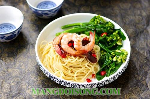 Cách làm mì trộn tôm cải ngon đơn giản chỉ với 10 phút cho bữa sáng nhanh gọn tiện lợi 5